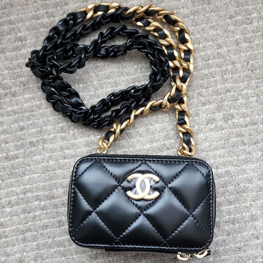 🦋 Chanel Mini Card Holder 🦋